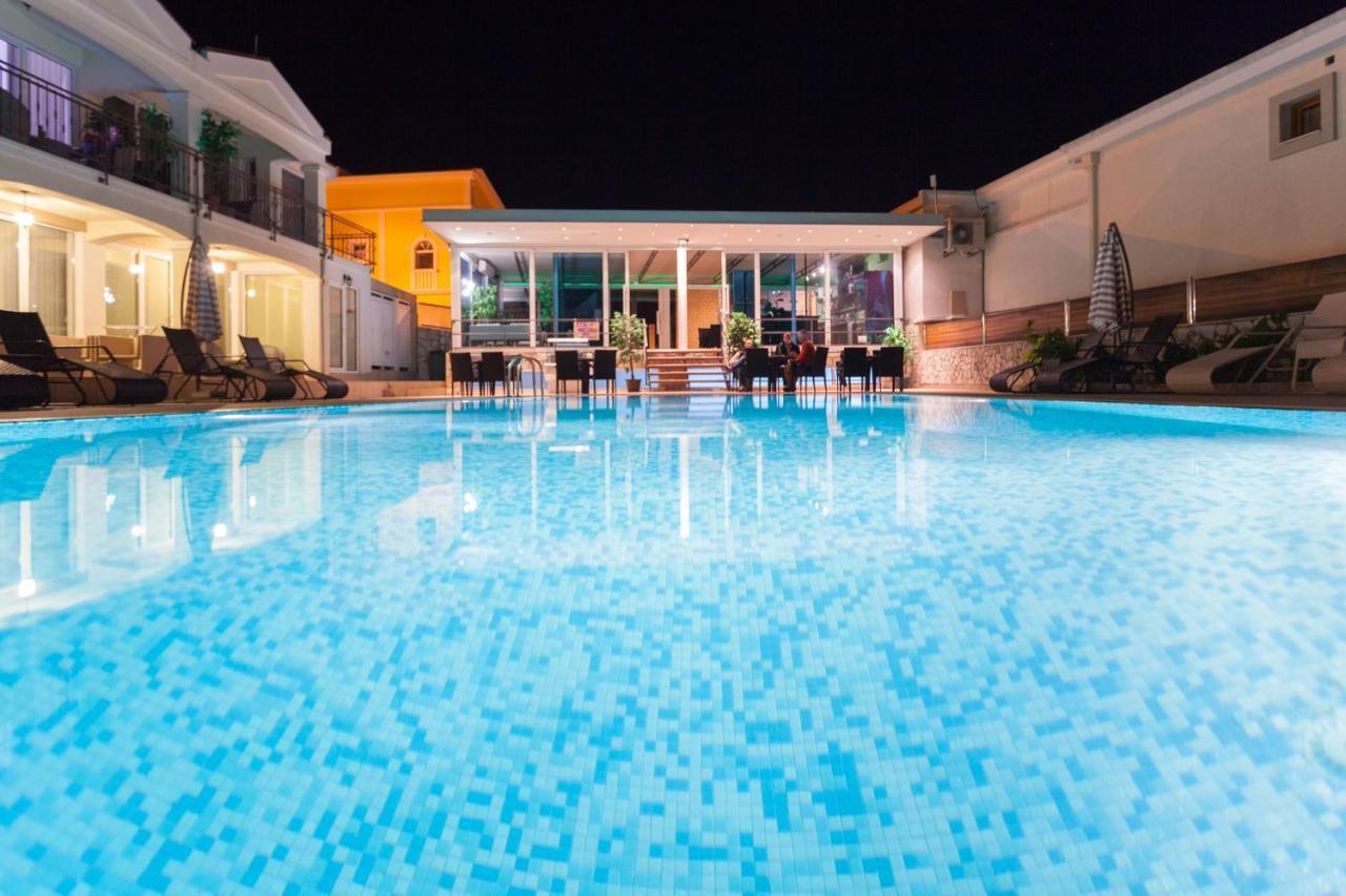 Spa Resort Luxury Apartments บุดวา ภายนอก รูปภาพ